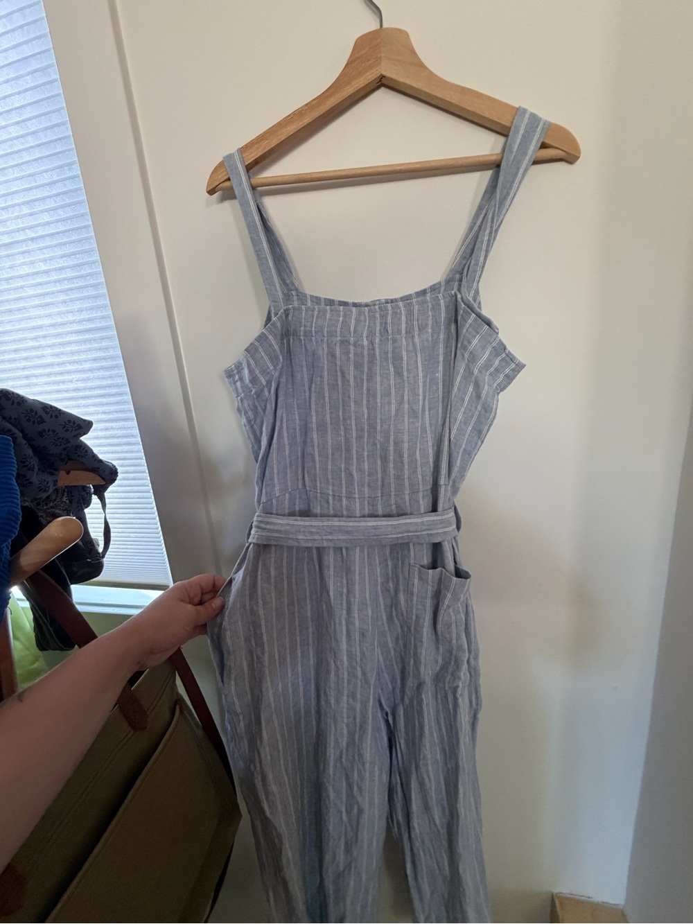 Everlane Light Blue and White Striped Linen Jumpsuit the picnic size 10 - Picture 7 of 8